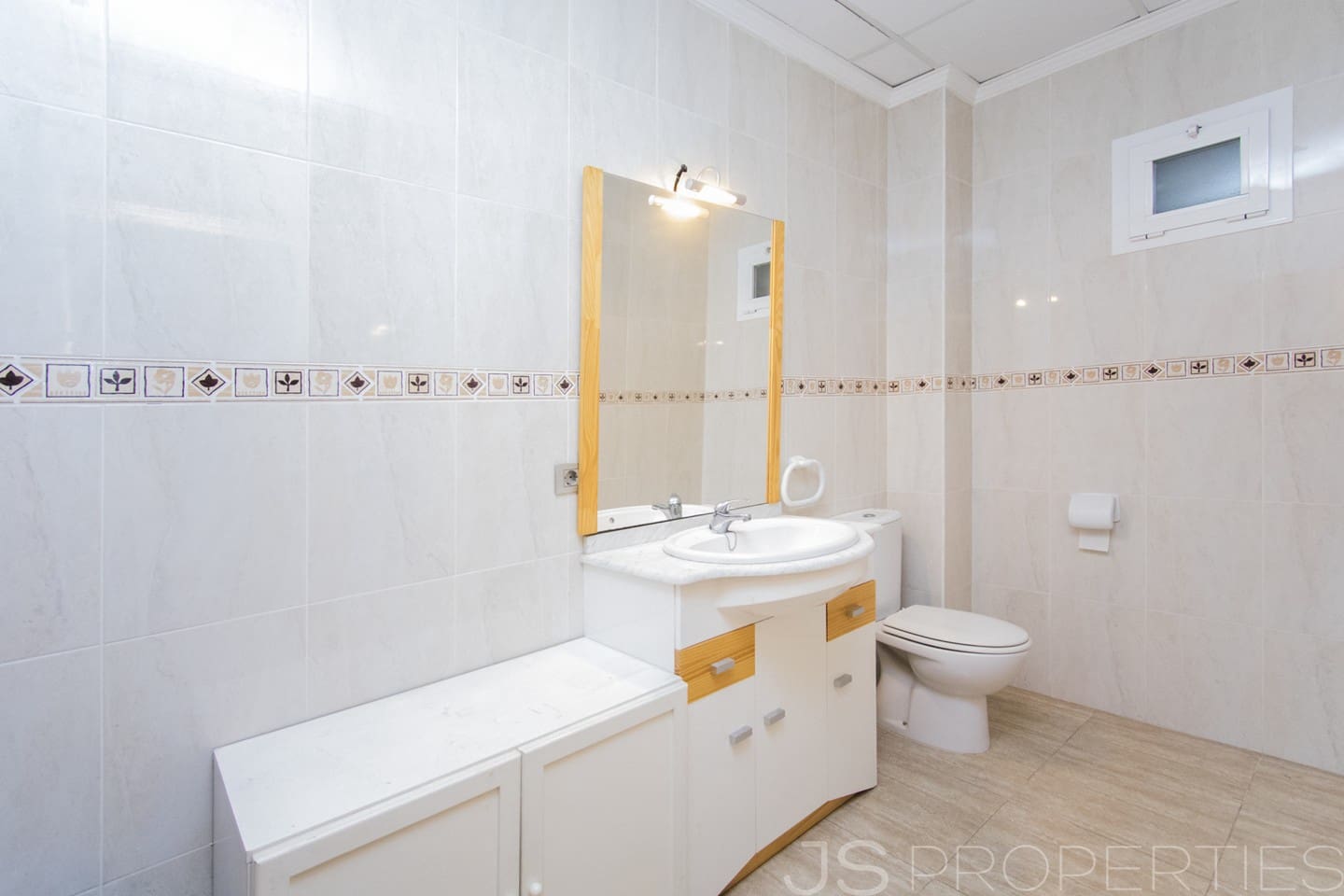 Erhverv til salg i Pollensa / Pollenca - € 975.000 (Ref: 8802690)