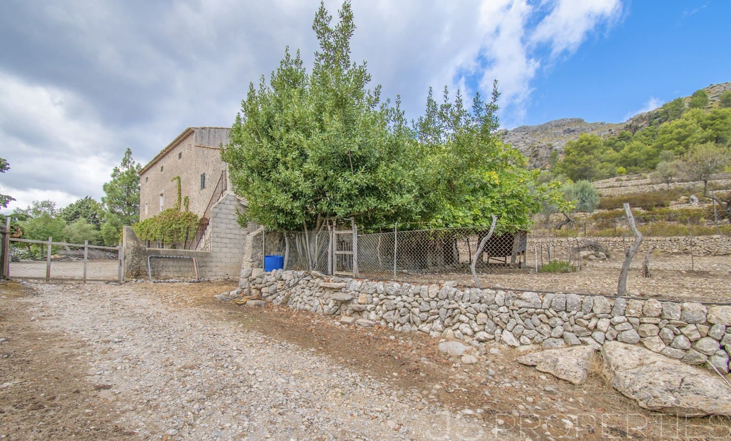 11 soveværelse Villa til salg i Escorca - € 5.500.000 (Ref: 8802692)