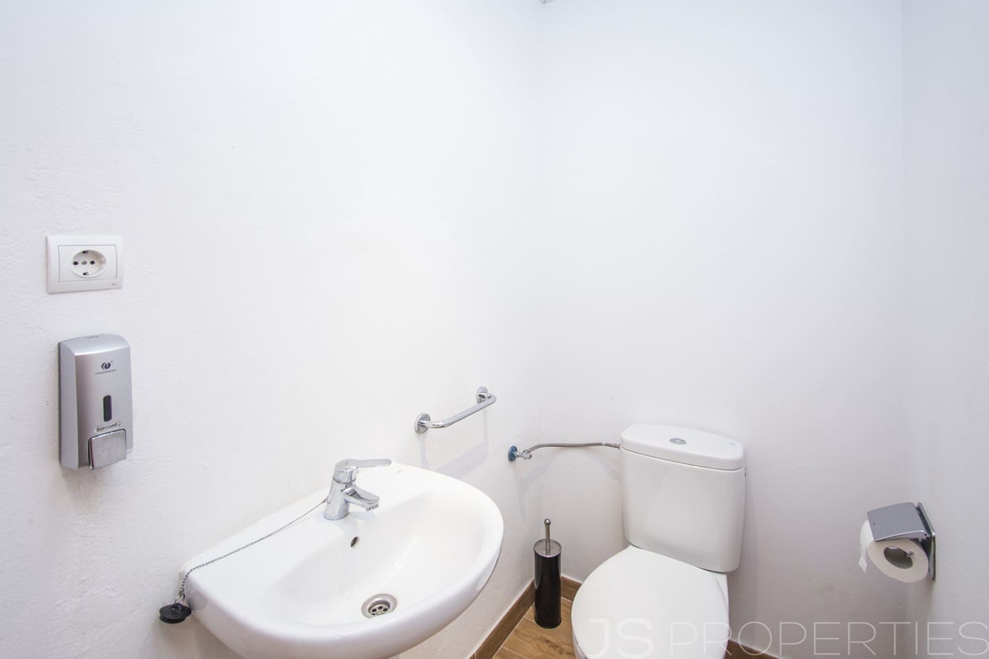 Local Commercial à vendre à Pollensa / Pollenca - 250 000 € (Ref: 8802693)