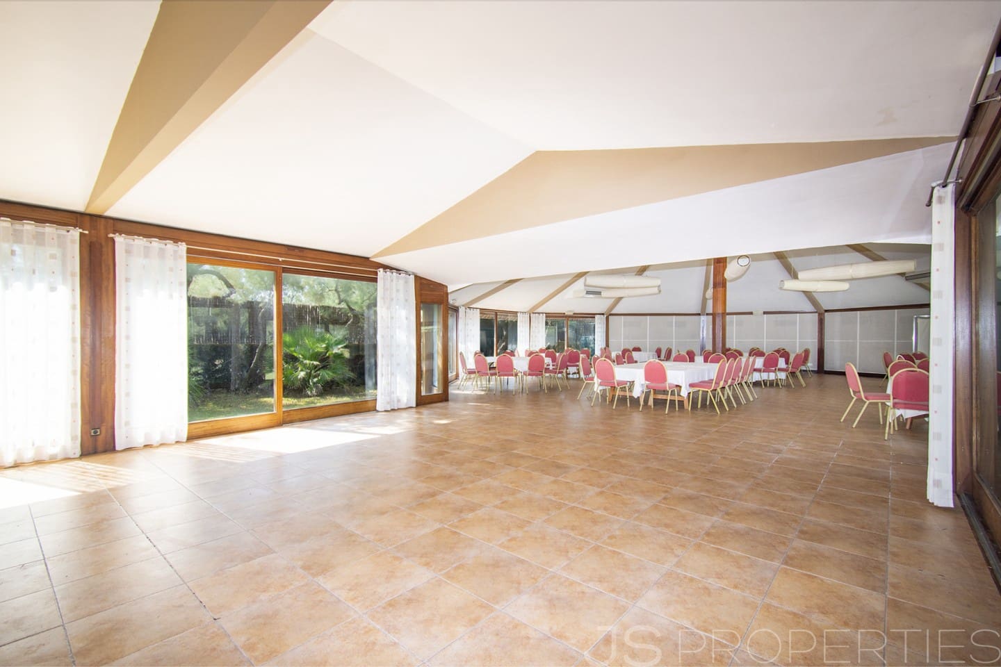 Erhverv til salg i Pollensa / Pollenca - € 2.200.000 (Ref: 8802694)