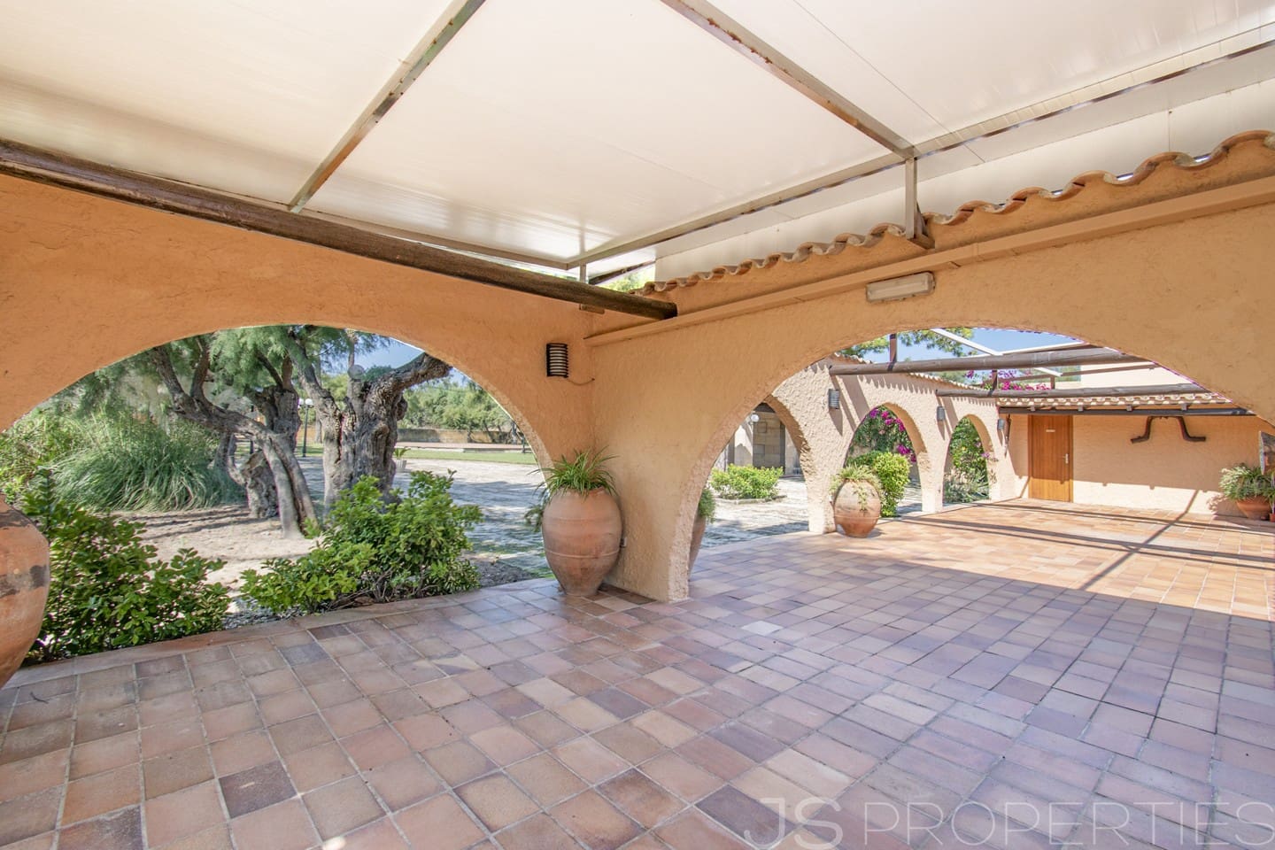 Erhverv til salg i Pollensa / Pollenca - € 2.200.000 (Ref: 8802694)