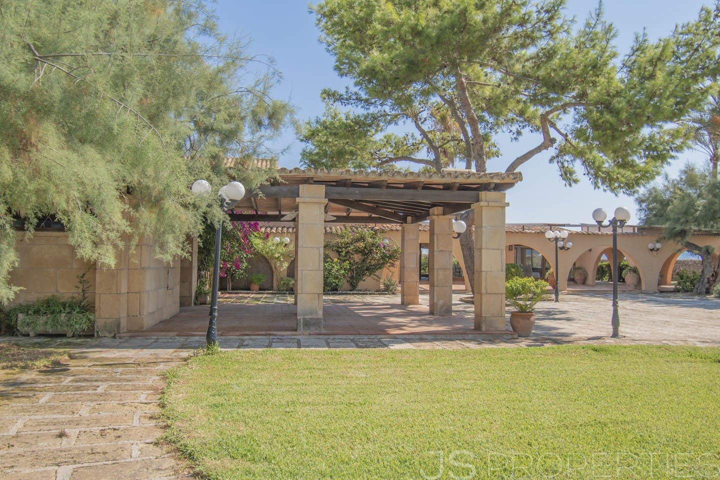 Erhverv til salg i Pollensa / Pollenca - € 2.200.000 (Ref: 8802694)