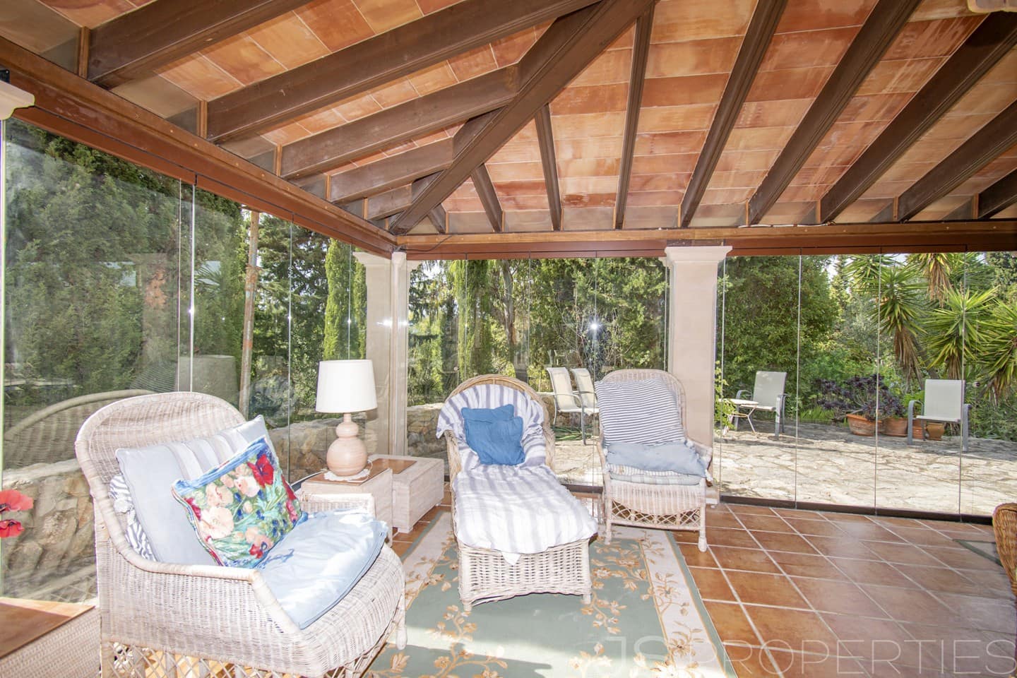 5 bedroom Villa for sale in Puerto de Alcudia - € 1,600,000 (Ref: 8802695)