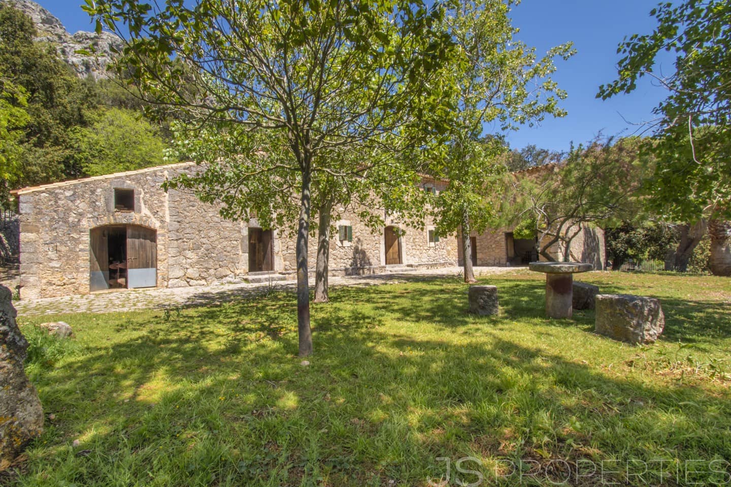 7 soveværelse Villa til salg i Escorca - € 9.000.000 (Ref: 8802697)