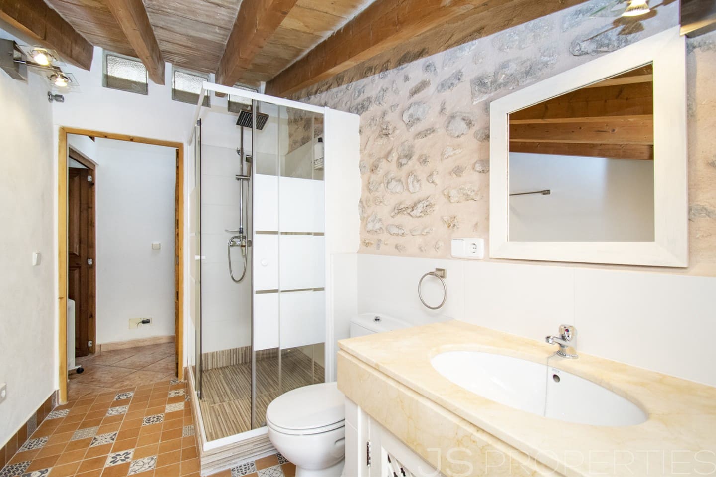 4 slaapkamer Halfvrijstaande villa te koop in Pollensa / Pollenca - € 550.000 (Ref: 8802704)