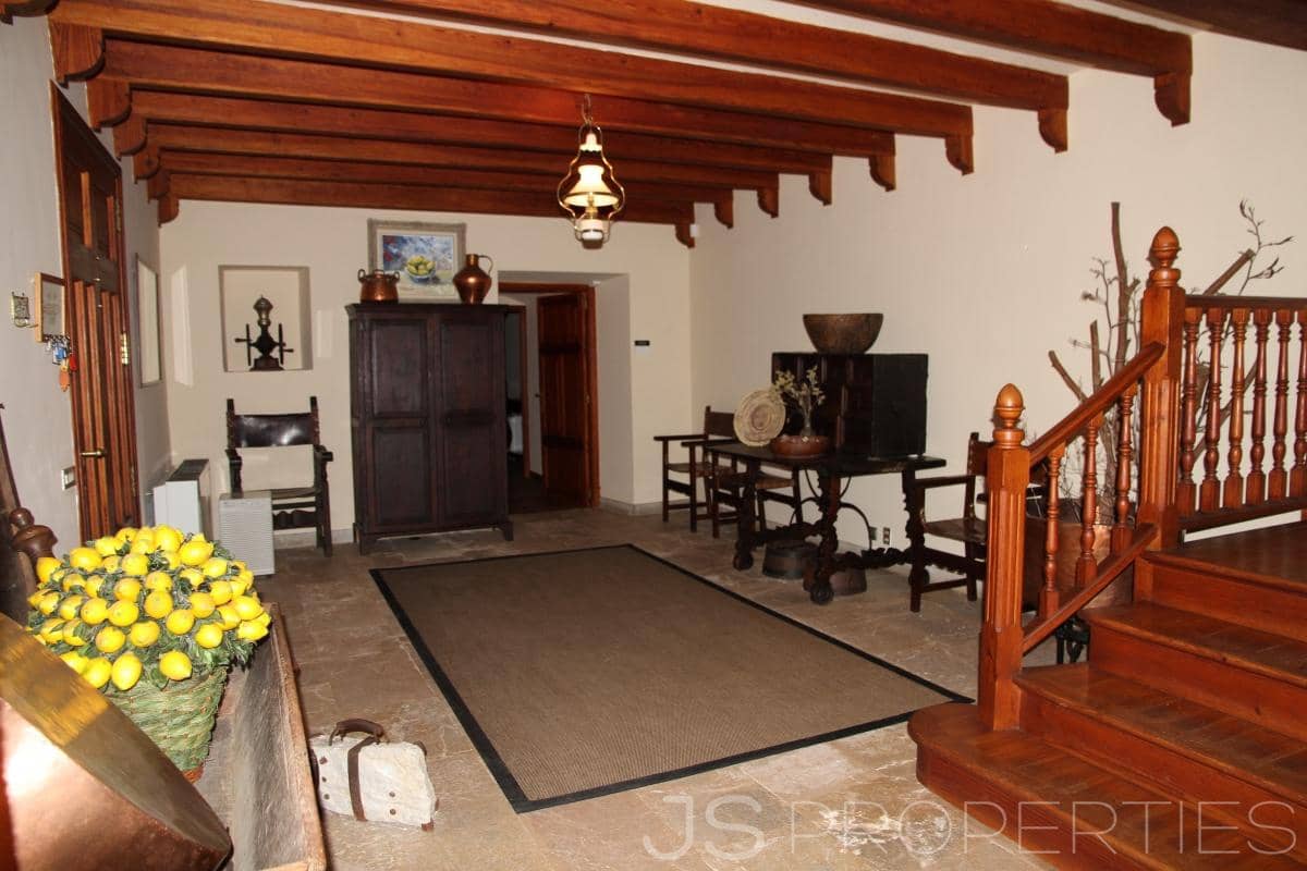 10 slaapkamer Villa te koop in Escorca - € 6.000.000 (Ref: 8802722)