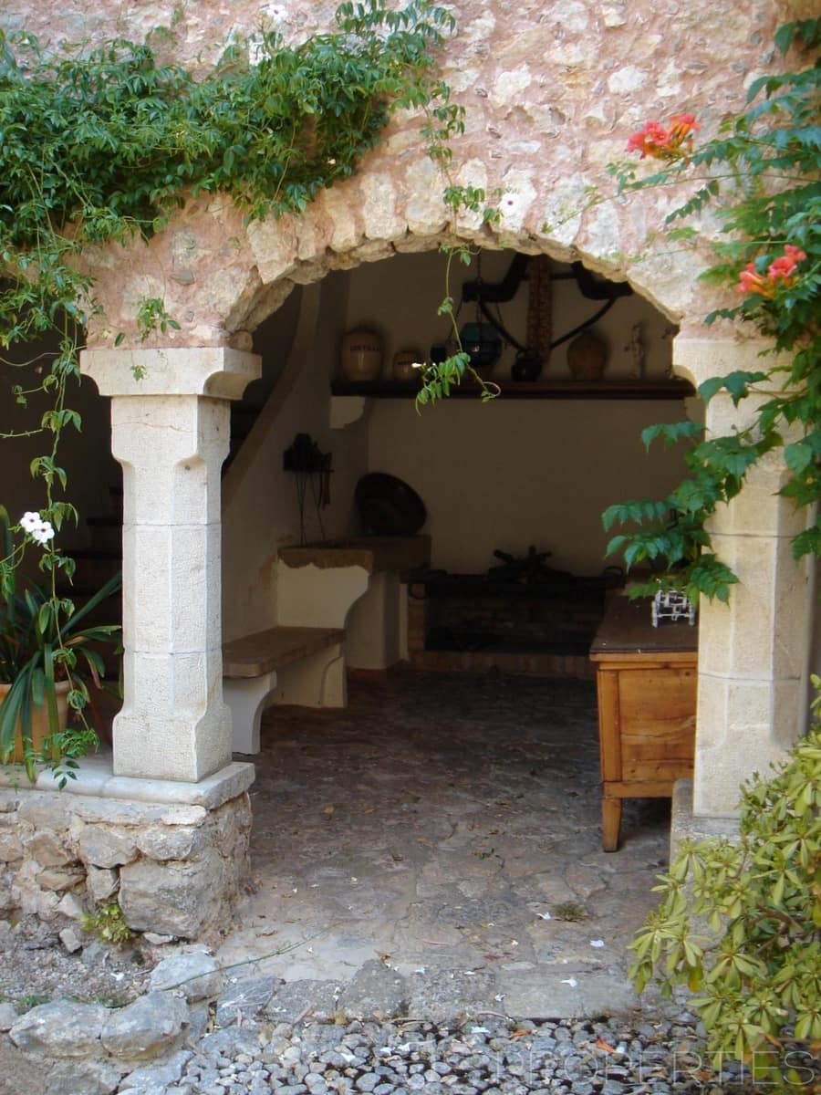 10 slaapkamer Villa te koop in Escorca - € 6.000.000 (Ref: 8802722)