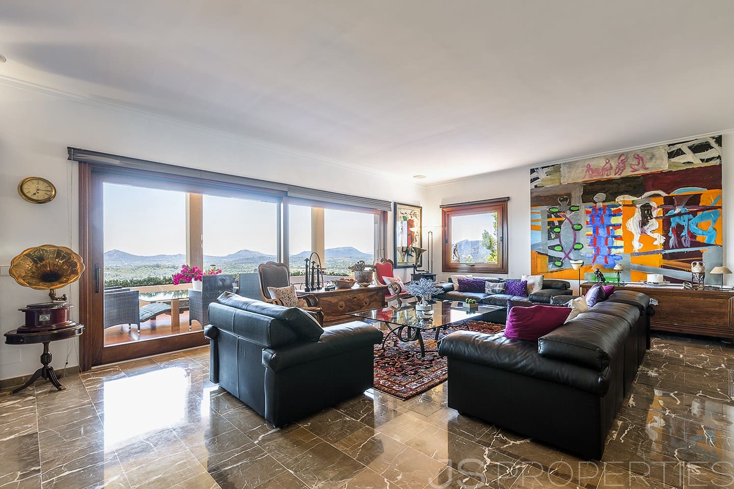 6 bedroom Villa for sale in Pollensa / Pollenca - € 3,900,000 (Ref: 8802726)