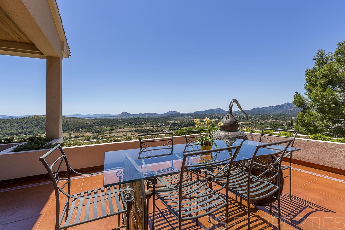 6 bedroom Villa for sale in Pollensa / Pollenca - € 3,900,000 (Ref: 8802726)