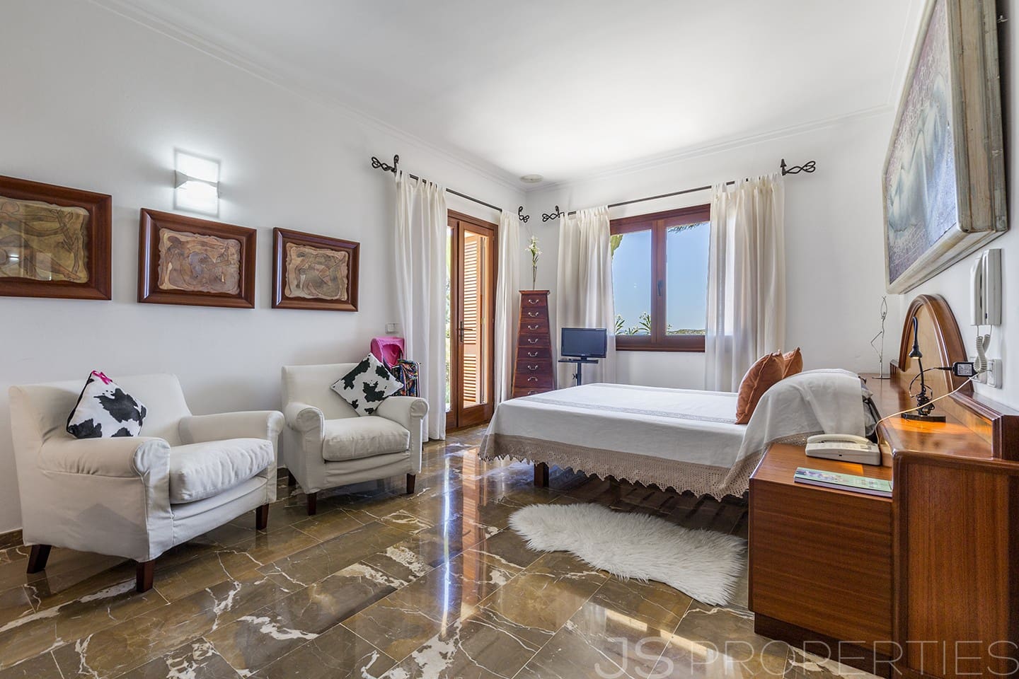 6 bedroom Villa for sale in Pollensa / Pollenca - € 3,900,000 (Ref: 8802726)