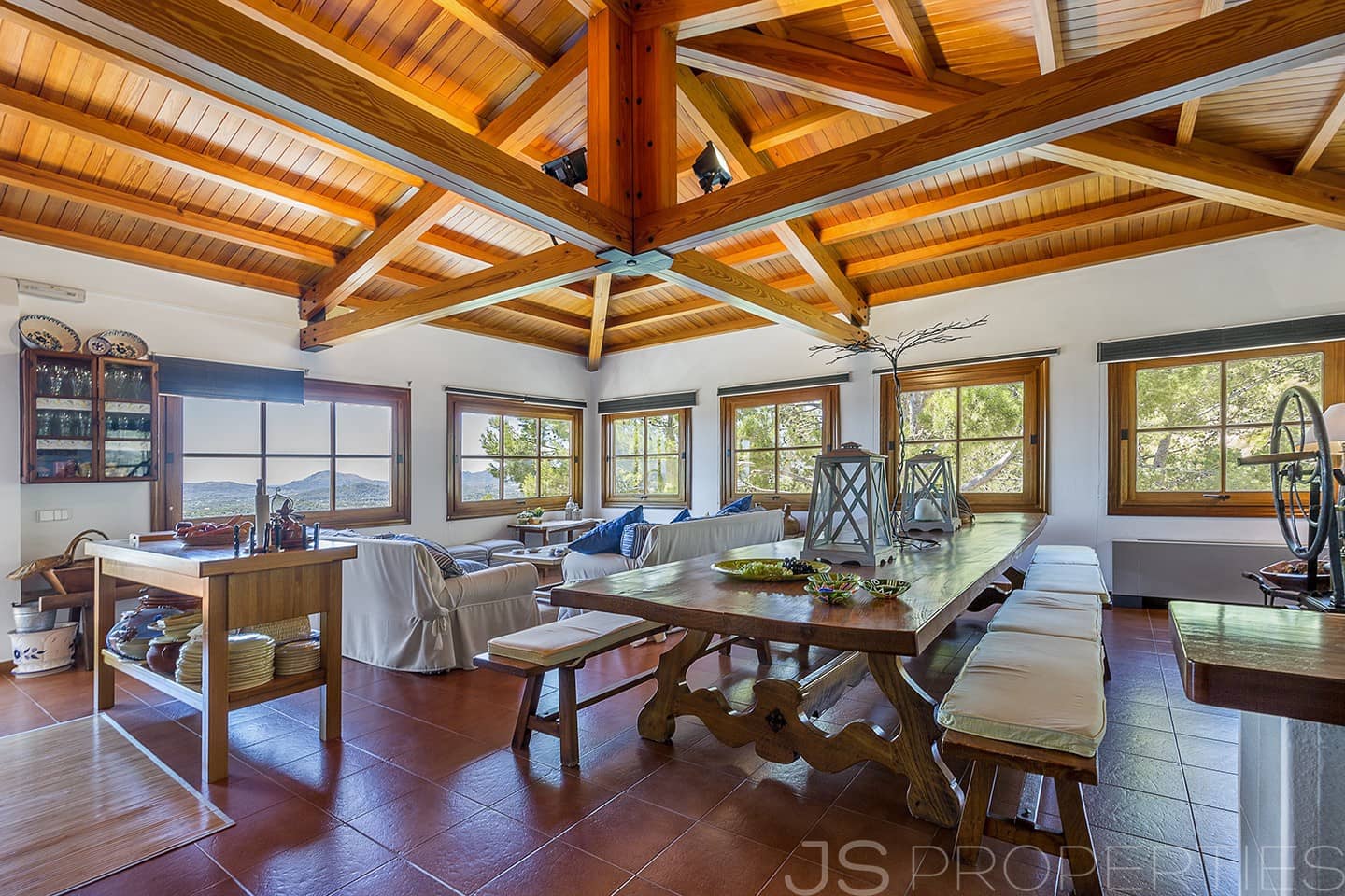 6 bedroom Villa for sale in Pollensa / Pollenca - € 3,900,000 (Ref: 8802726)