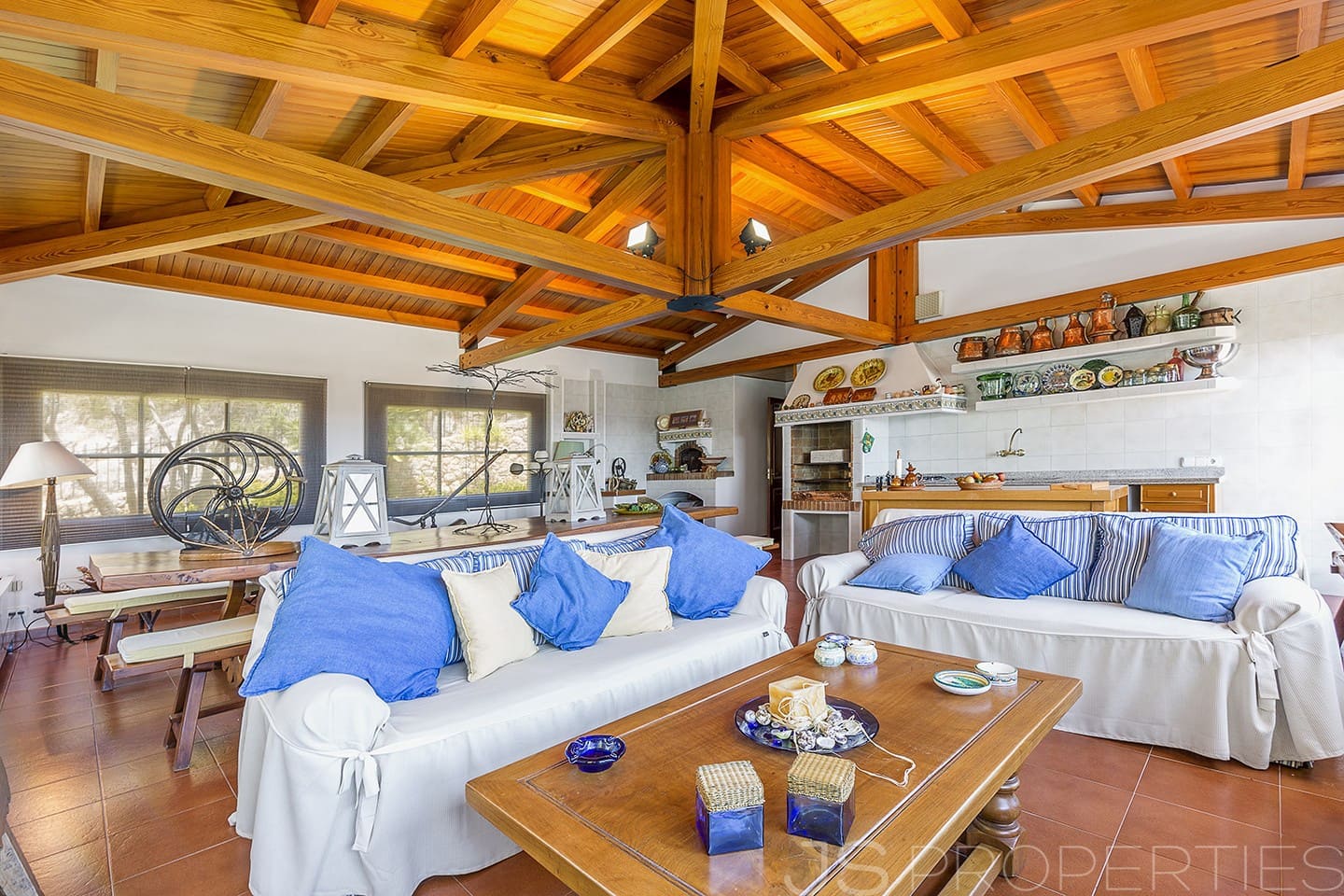 6 bedroom Villa for sale in Pollensa / Pollenca - € 3,900,000 (Ref: 8802726)