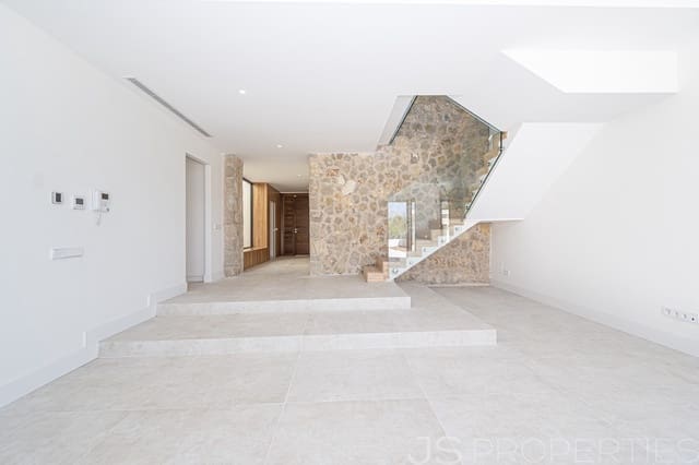 5 slaapkamer Villa te koop in Port de Pollença, Pollensa / Pollença - € 3.800.000 (Ref: 8802734)