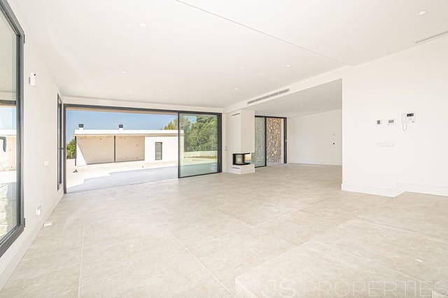 5 slaapkamer Villa te koop in Port de Pollença, Pollensa / Pollença - € 3.800.000 (Ref: 8802734)