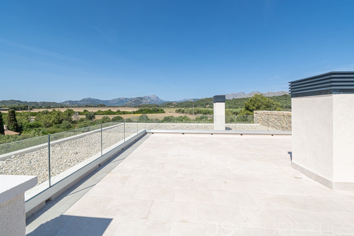 5 bedroom Villa for sale in Pollensa / Pollenca - € 3,800,000 (Ref: 8802734)