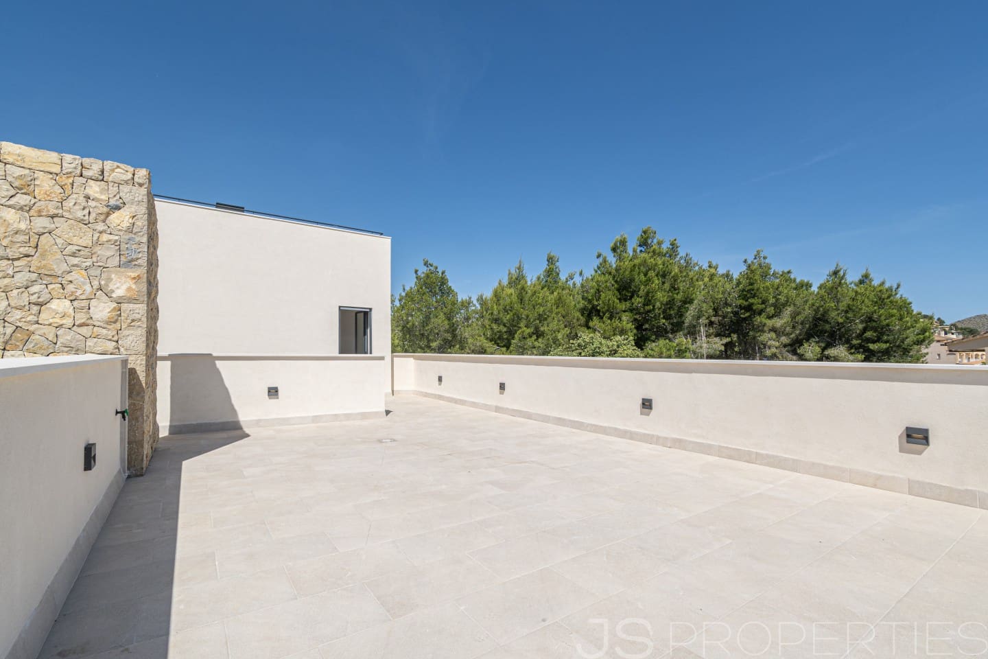 5 bedroom Villa for sale in Pollensa / Pollenca - € 3,800,000 (Ref: 8802734)