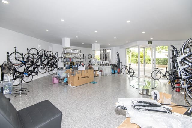 Erhverv til salg i Port de Pollença, Pollensa / Pollença - € 695.000 (Ref: 8802793)