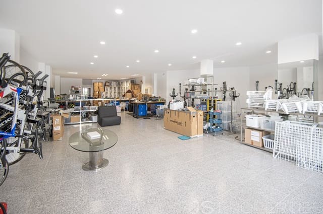 Erhverv til salg i Port de Pollença, Pollensa / Pollença - € 695.000 (Ref: 8802793)