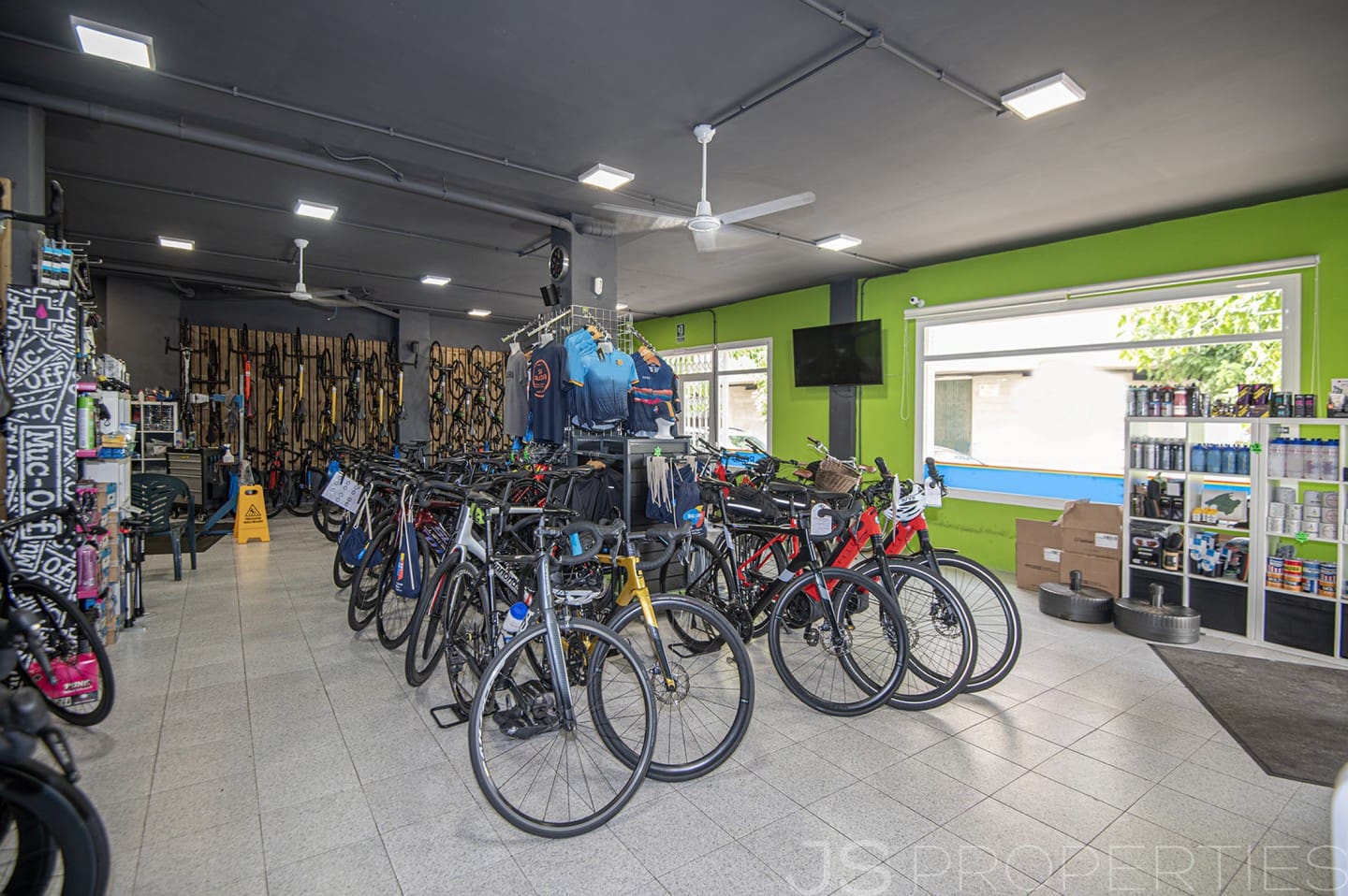 Commercieel te koop in Pollensa / Pollenca - € 695.000 (Ref: 8802793)