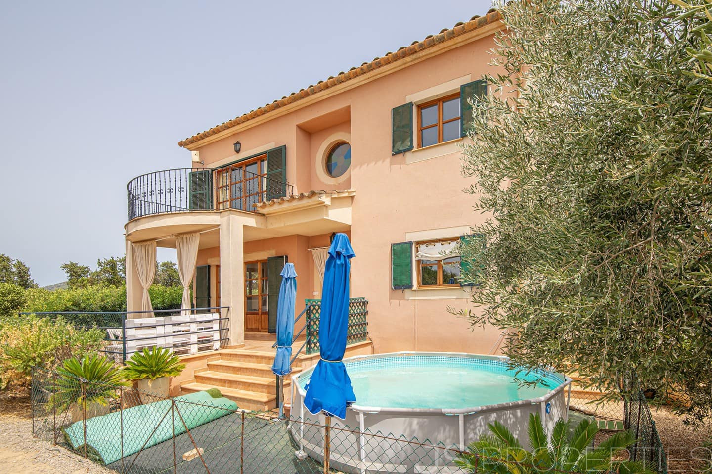 4 bedroom Villa for sale in Sa Pobla - € 875,000 (Ref: 8802797)