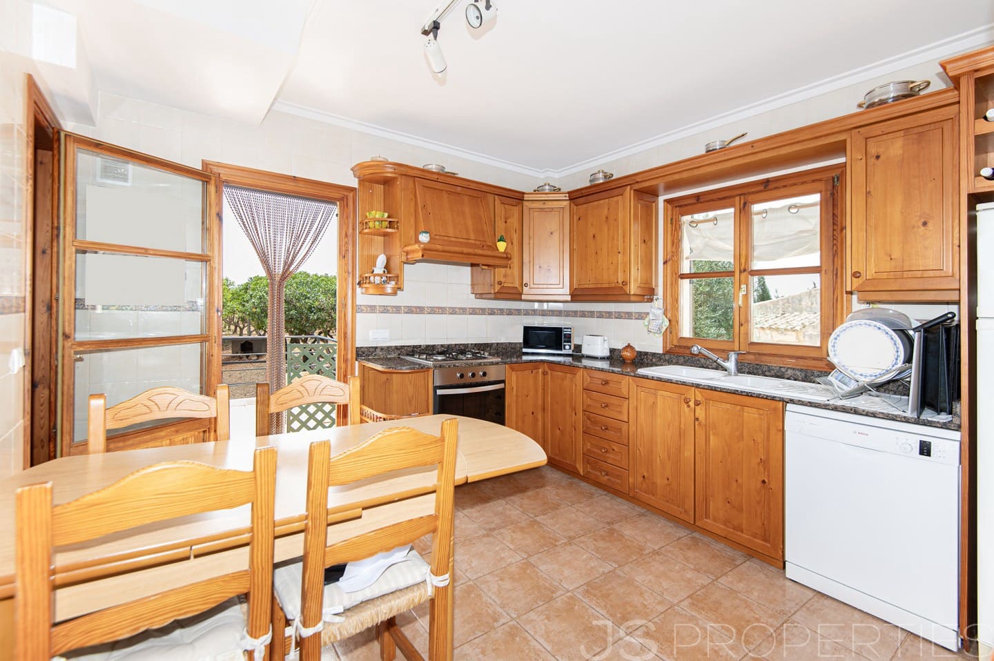 4 bedroom Villa for sale in Sa Pobla - € 875,000 (Ref: 8802797)