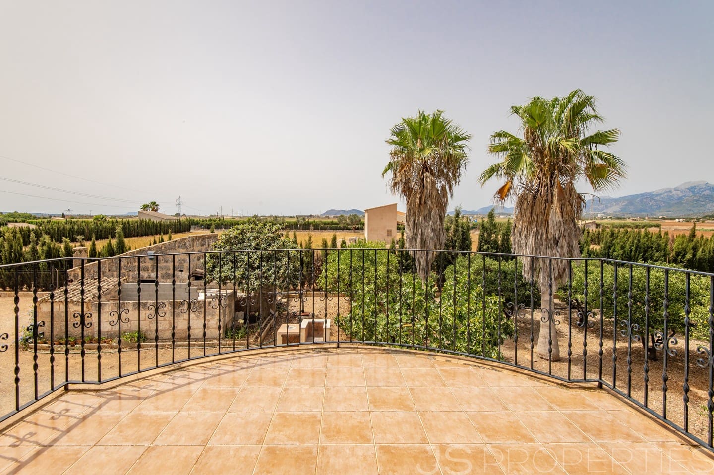 4 bedroom Villa for sale in Sa Pobla - € 875,000 (Ref: 8802797)