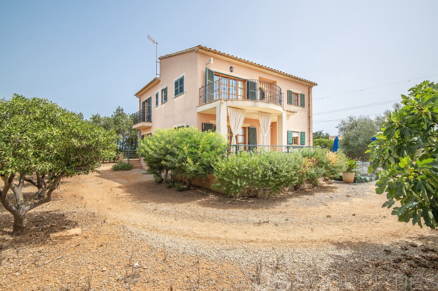 4 bedroom Villa for sale in Sa Pobla - € 875,000 (Ref: 8802797)