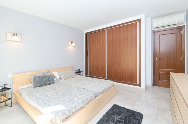 4 slaapkamer Halfvrijstaande villa te koop in Muro - € 700.000 (Ref: 8802803)