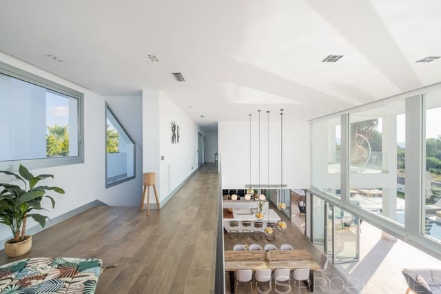 7 bedroom Villa for sale in Port de Pollença, Pollensa / Pollença - € 3,999,995 (Ref: 8802812)