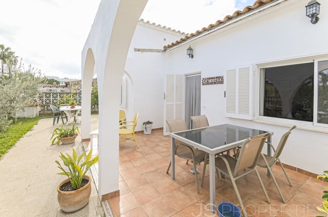 3 soverom Villa til salgs i Puerto de Alcudia, Alcúdia - € 630 000 (Ref: 8802814)