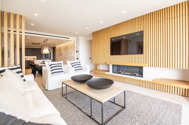 4 soveværelse Penthouse til salg i Santa Ponsa, Calvià - € 2.620.000 (Ref: 8802820)