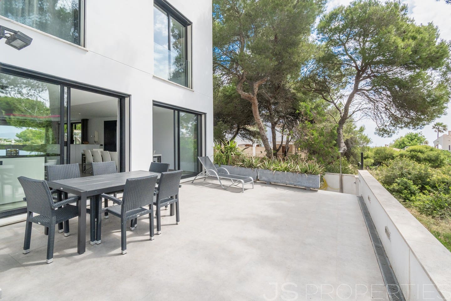 3 slaapkamer Halfvrijstaande villa te koop in Muro - € 1.350.000 (Ref: 8802827)