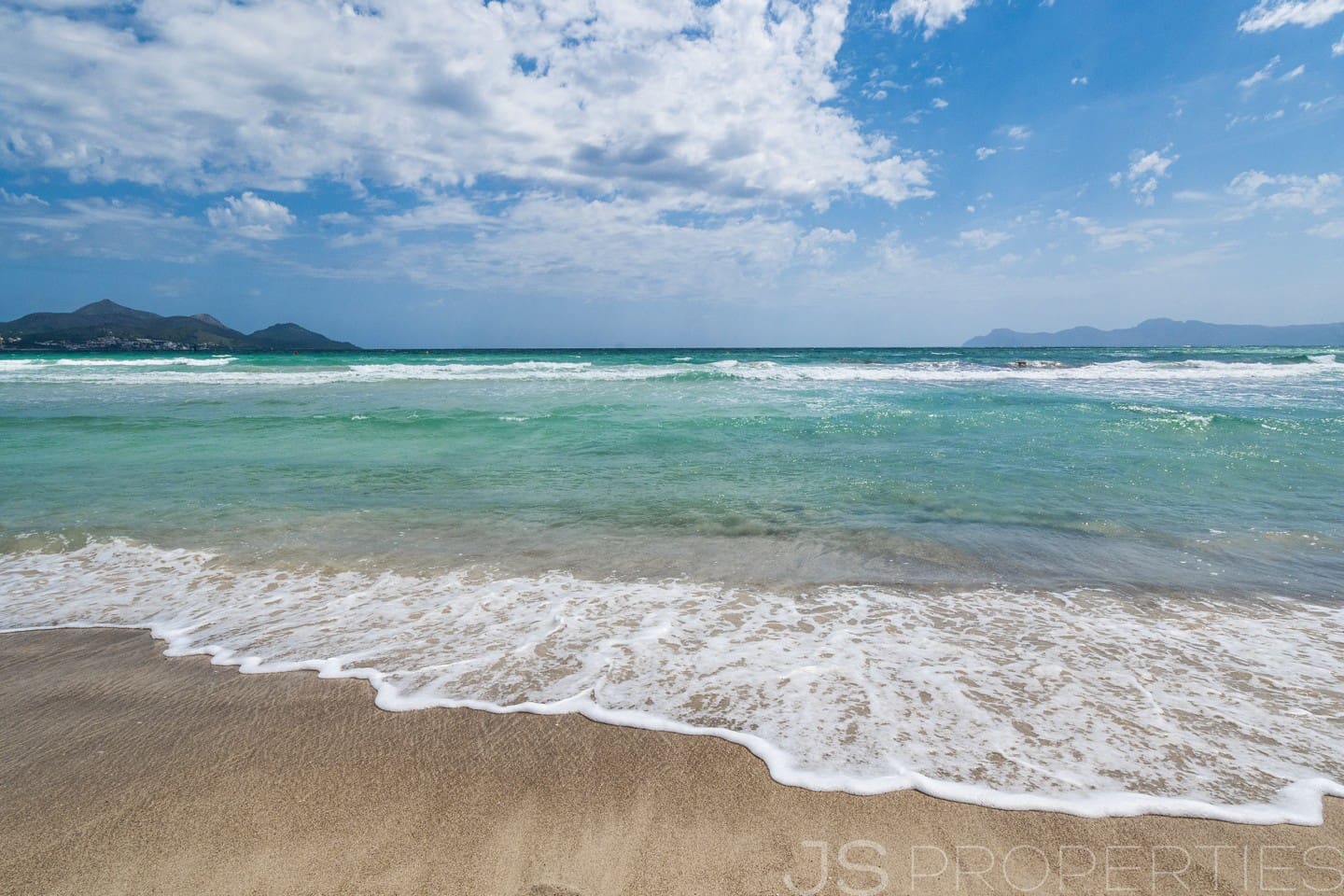 3 slaapkamer Halfvrijstaande villa te koop in Muro - € 1.350.000 (Ref: 8802827)