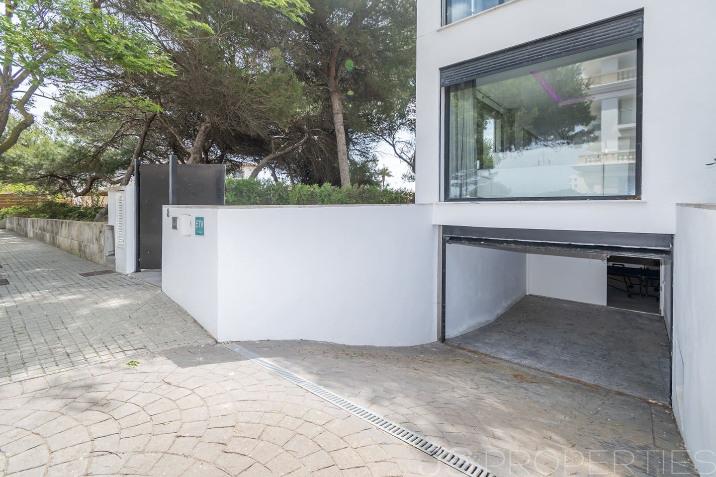 3 slaapkamer Halfvrijstaande villa te koop in Muro - € 1.350.000 (Ref: 8802827)