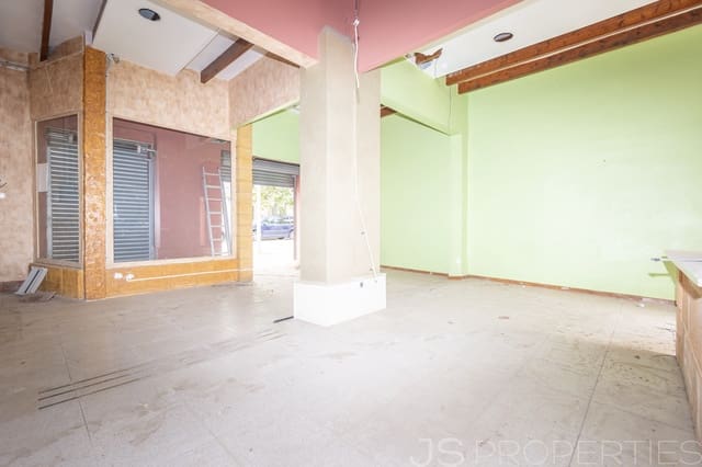 Erhverv til salg i Port de Pollença, Pollensa / Pollença - € 425.000 (Ref: 8802841)