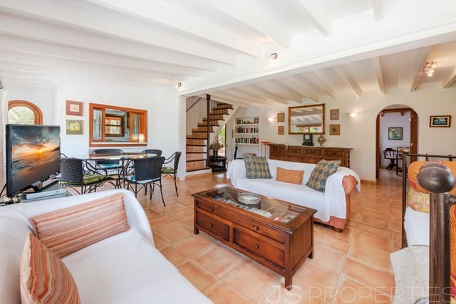 4 sypialnia Willa na sprzedaż w Pollensa / Pollença - 2 500 000 € (Ref: 8802848)
