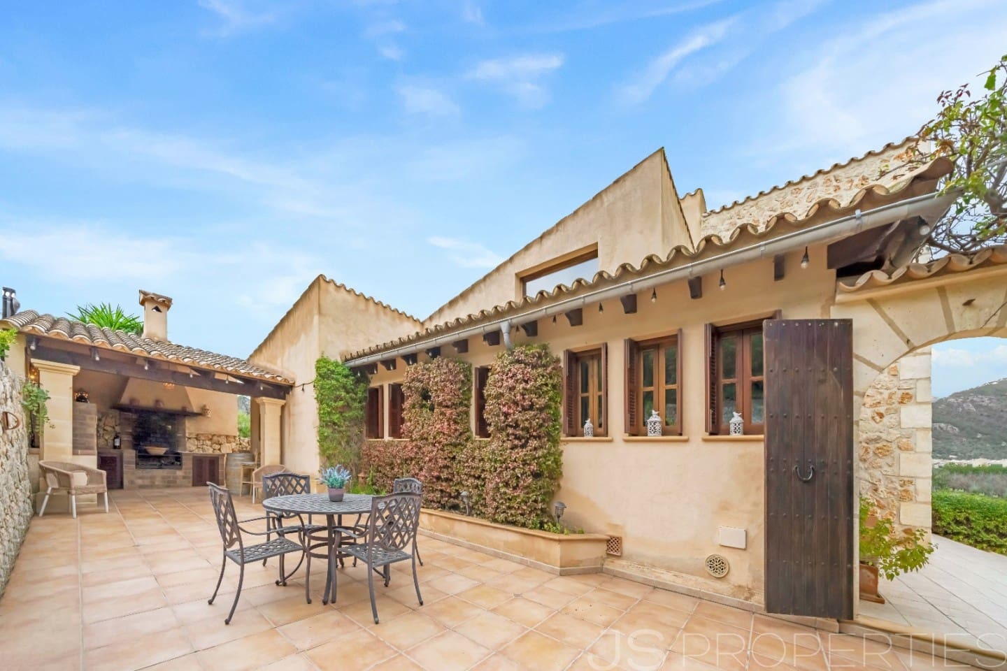 5 soverom Villa til salgs i Selva - € 2 200 000 (Ref: 8802854)