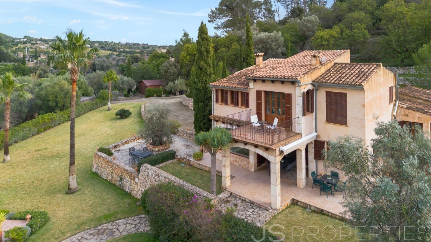 5 soverom Villa til salgs i Selva - € 2 200 000 (Ref: 8802854)