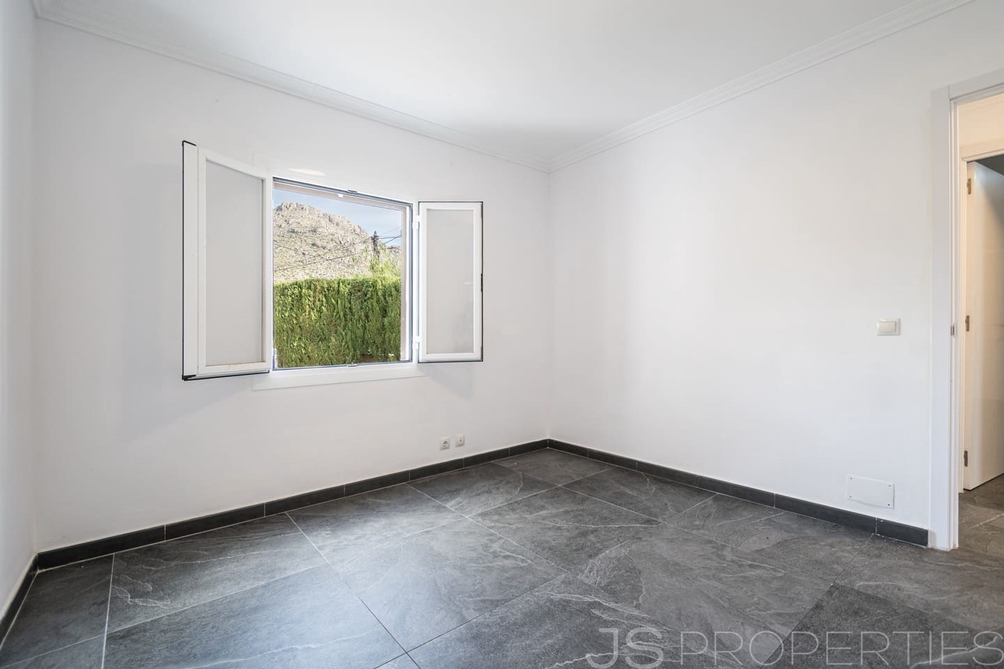 3 sypialnia Apartament na sprzedaż w Pollensa / Pollenca - 480 000 € (Ref: 8802856)