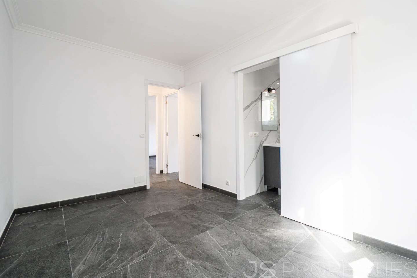 3 sypialnia Apartament na sprzedaż w Pollensa / Pollenca - 480 000 € (Ref: 8802856)