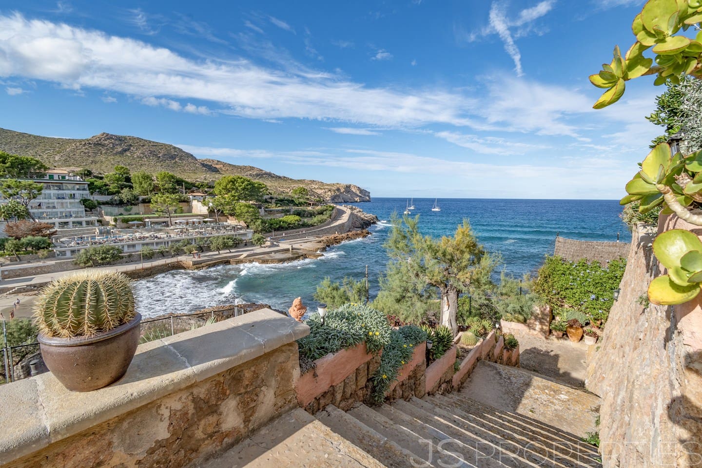 6 sypialnia Willa na sprzedaż w Cala San Vicente / Cala Sant Vicenc - 3 975 000 € (Ref: 8802865)