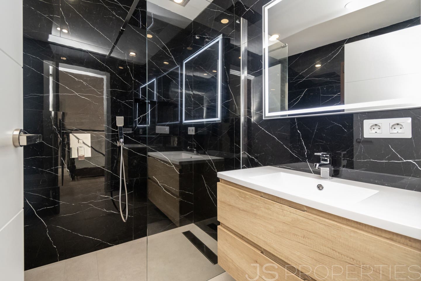 3 soveværelse Byhus til salg i Felanitx - € 429.000 (Ref: 8802872)