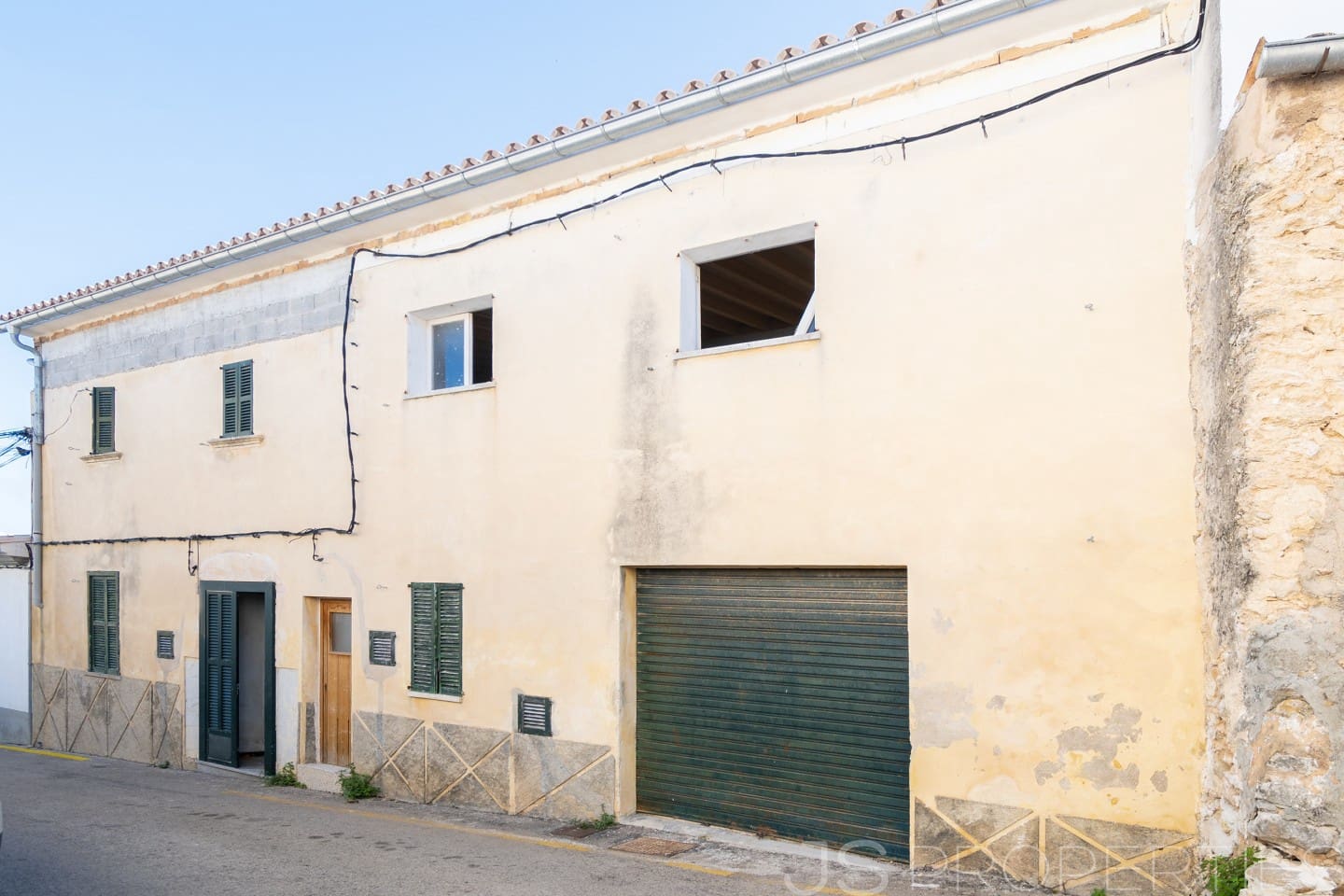 4 soveværelse Byhus til salg i Campanet - € 800.000 (Ref: 8802874)