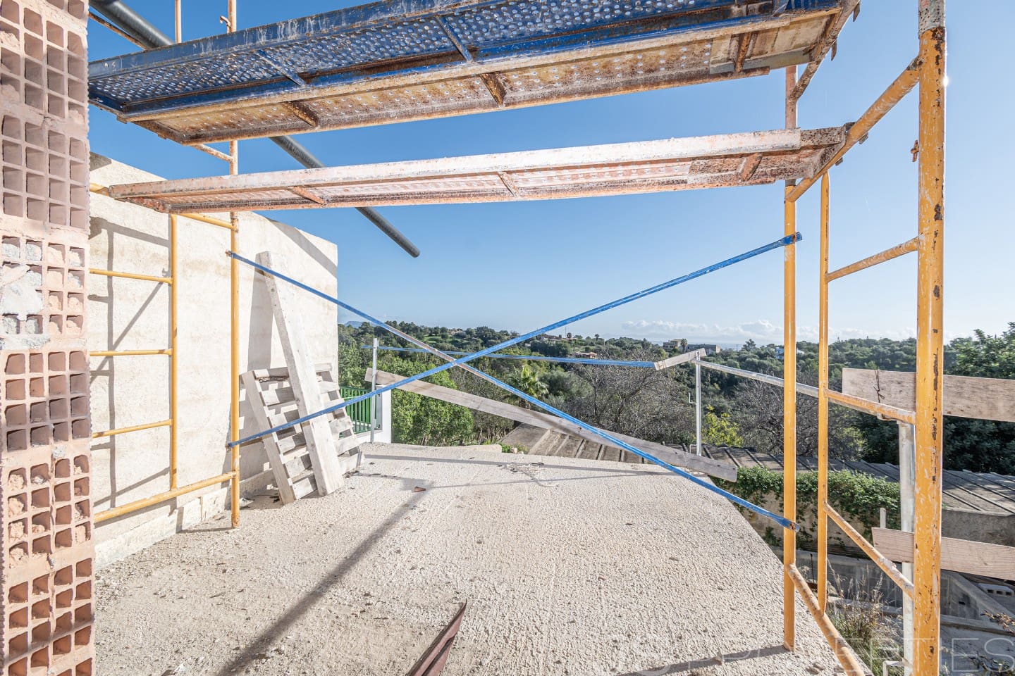 4 soveværelse Byhus til salg i Campanet - € 800.000 (Ref: 8802874)