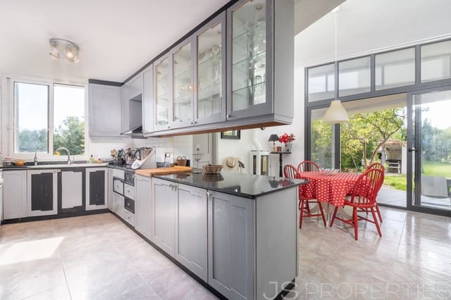 Chalet de 4 habitaciones en Alcúdia en venta - 1.290.000 € (Ref: 8802893)