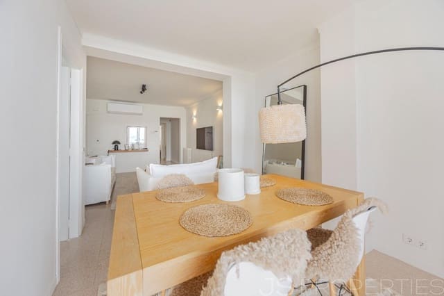 3 bedroom Apartment for sale in Port de Pollença, Pollensa / Pollença - € 900,000 (Ref: 8802895)