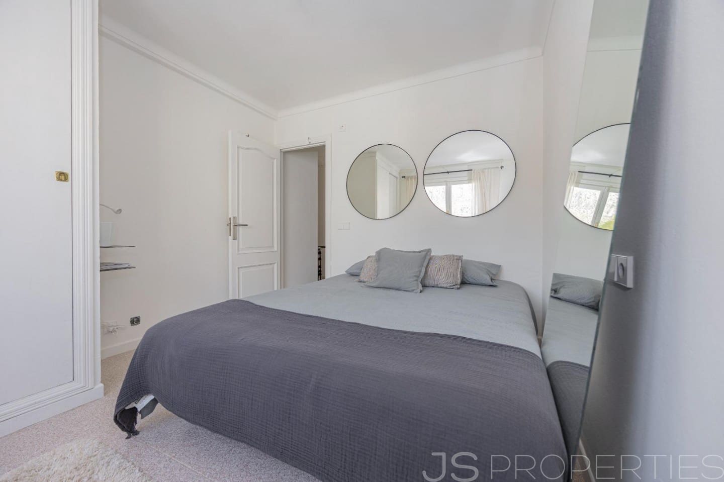 3 bedroom Apartment for sale in Pollensa / Pollenca - € 900,000 (Ref: 8802895)