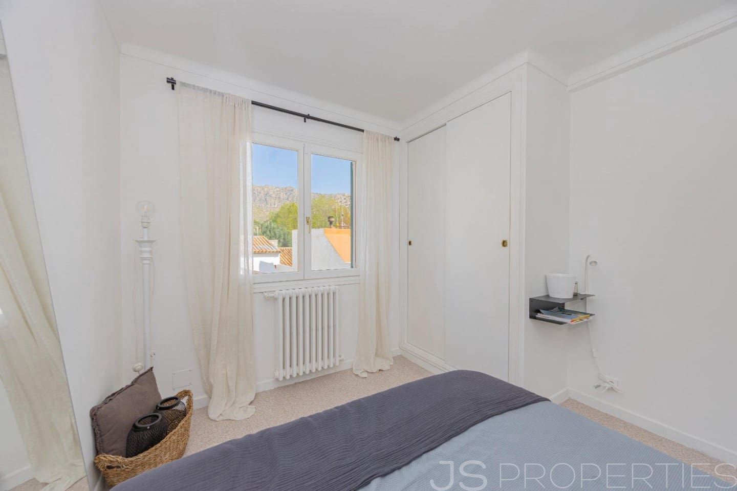 3 bedroom Apartment for sale in Pollensa / Pollenca - € 900,000 (Ref: 8802895)