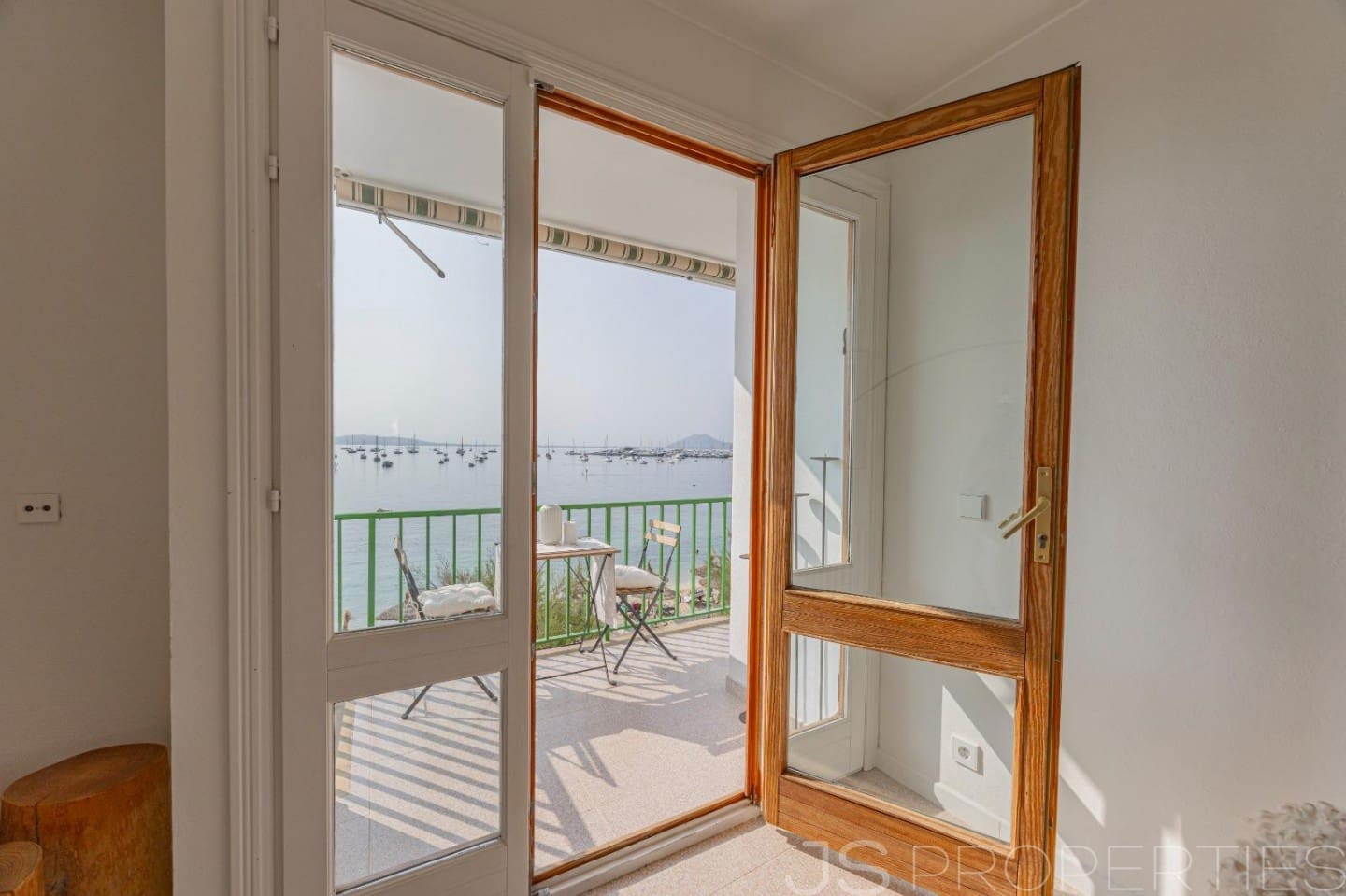 3 bedroom Apartment for sale in Pollensa / Pollenca - € 900,000 (Ref: 8802895)