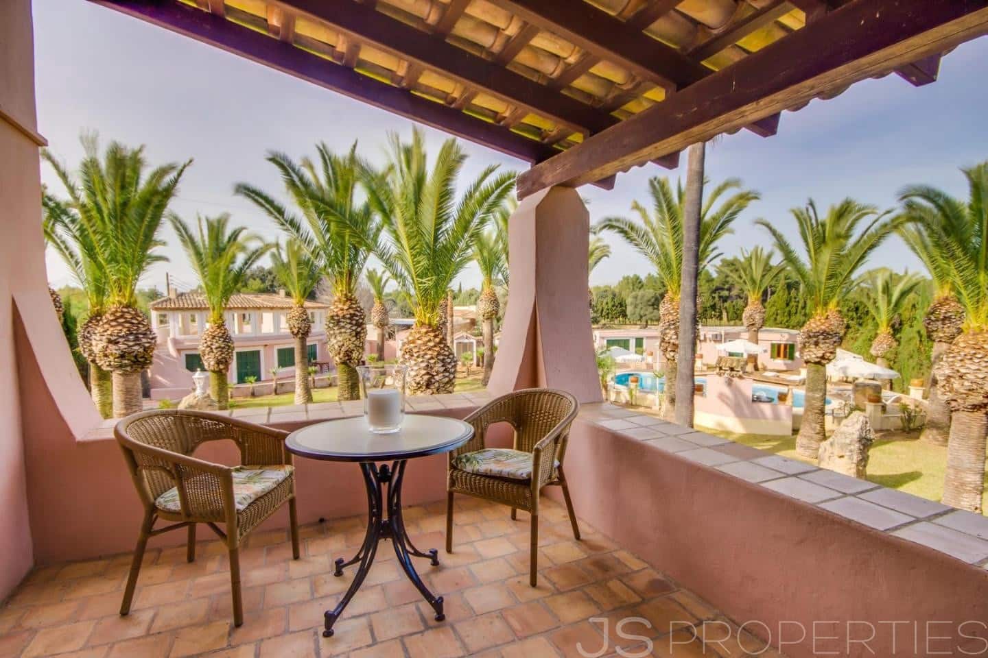 7 bedroom Villa for sale in Alcudia - € 2,400,000 (Ref: 8802897)